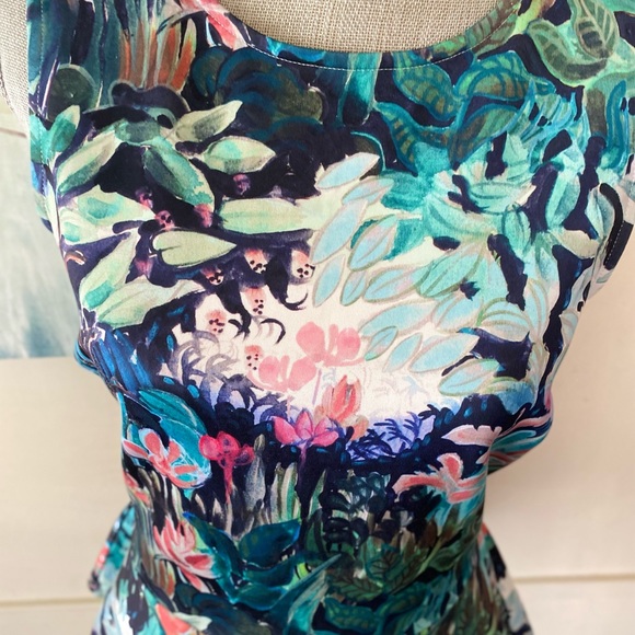 H&M MULTI COLOR FIT & FLARE SLIP ON SLEEVELESS TOP SIZE MEDIUM🌟EUC🌟 - Picture 5 of 10